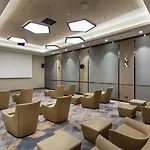 Hotel Doubletree By Hilton Escópia