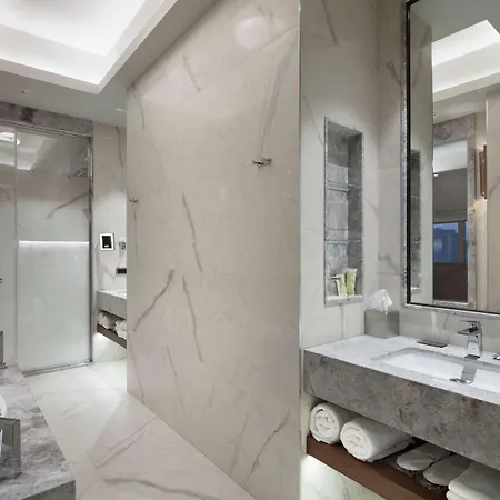 Otel Doubletree By Hilton 5*
