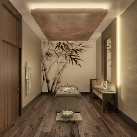 Doubletree By Hilton 5*