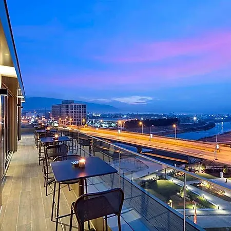 מלון Doubletree By Hilton סקופיה