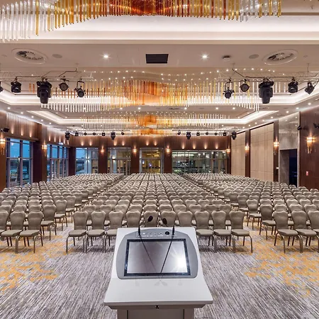 ホテル Doubletree By Hilton 5*