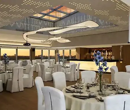 Doubletree By Hilton 5* スコピエ