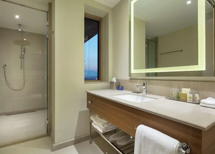 Doubletree By Hilton Отель 5*