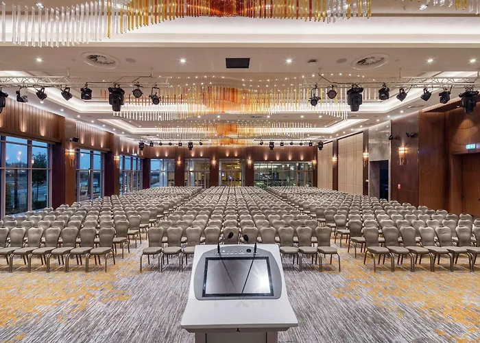 Doubletree By Hilton Skopje