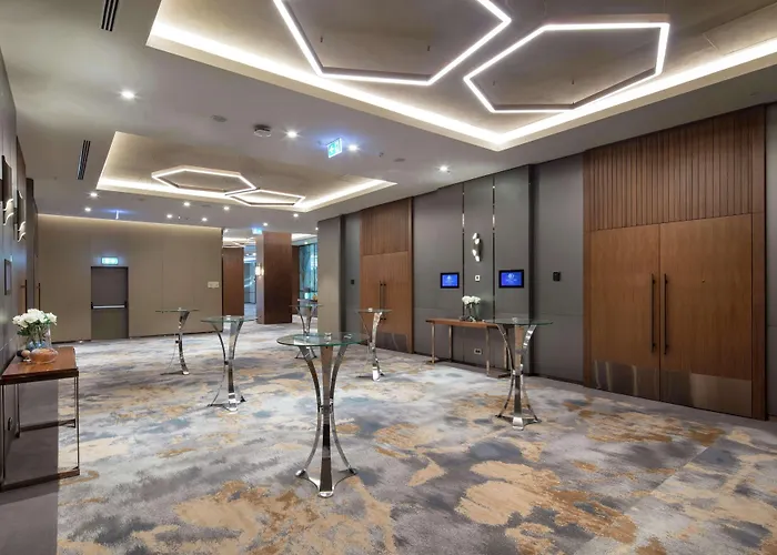 Doubletree By Hilton 5*